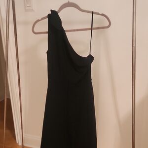Elegant Black One-Shoulder Dress
